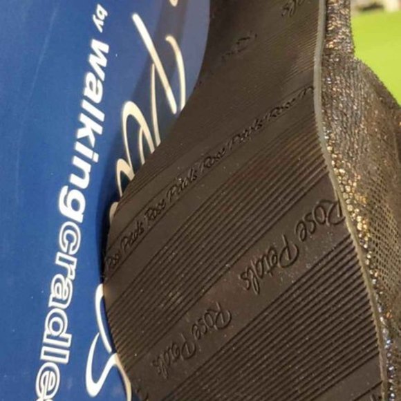 NWB Walking Cradles LEXI $50 - Picture 2 of 3